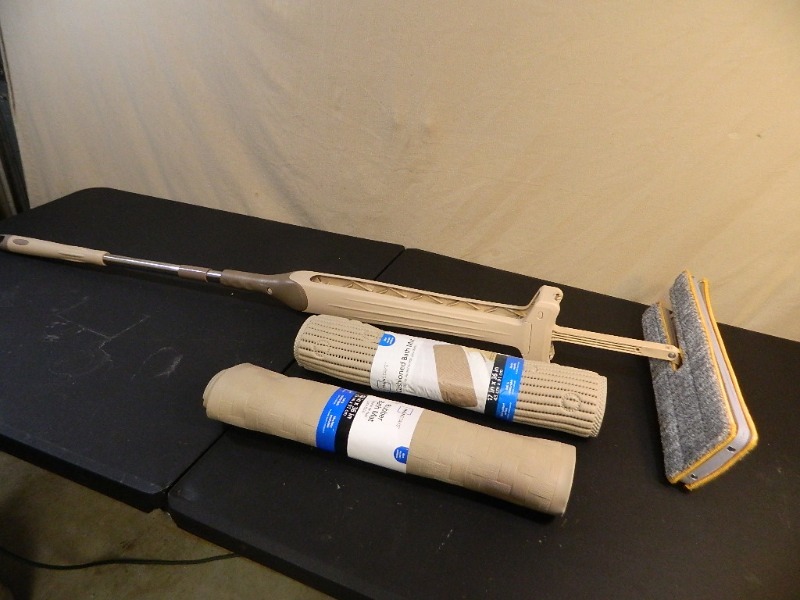 lot 196 image: 2 New Bath Mats and Mop