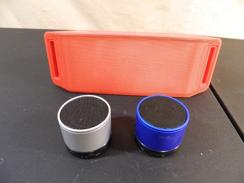 lot 227 image: 3 New Portable Bluetooth Speakers
