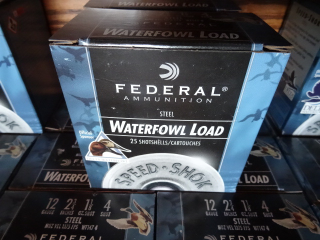 Federal Ammunition Waterfowl load. Steel. 12 gauge. 2 14 in. 11 oz. 4 shot. 25 shells. 1 box. WF1474