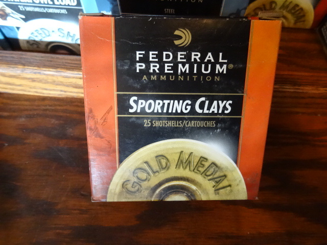 Federal premium Sporting clay shells. 12 gauge. 3 12 in. 1 18oz  7 12 shot. SC1797.5. 25 per box. 1 box