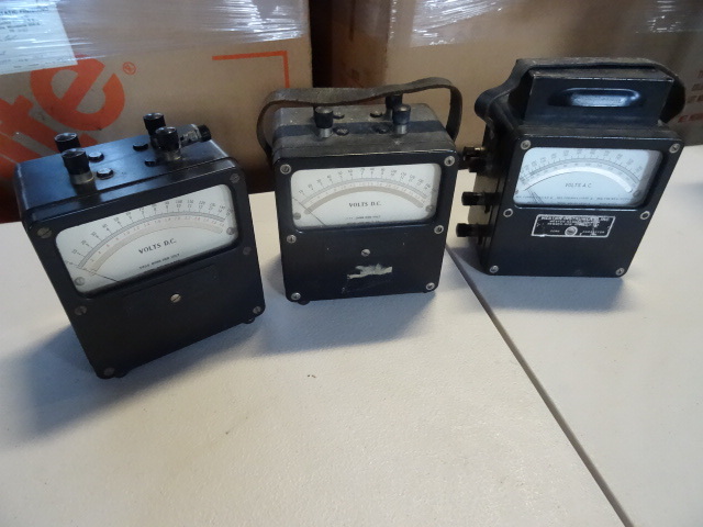 lot 48 image: Weston electrical model 430 voltage...