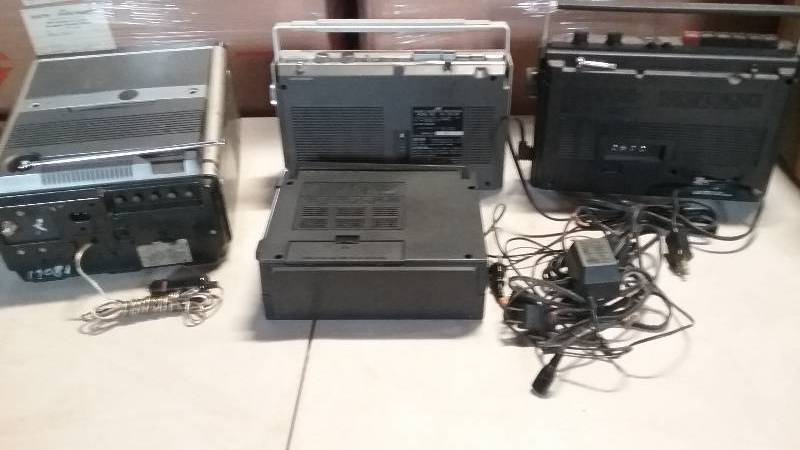 lot 66 image: Portable units 3 pieces AMFMCassette, 1 piece color TVAMFM          Power cords and power supply.