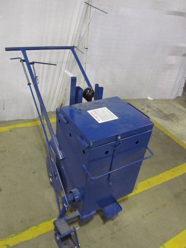 lot 9 image: Crack-Rite 10-Gal. Hot Pour Joint Sealant MelterApplicator