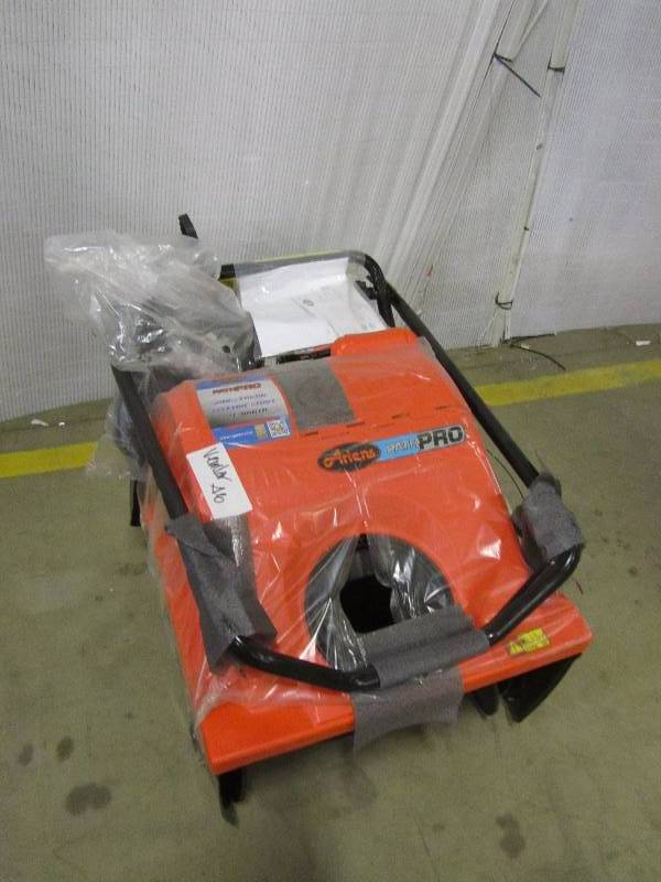 lot 76 image: Ariens Path-Pro SS21E 21 in. 208cc Single-Stage Electric Start Gas Snow Blower