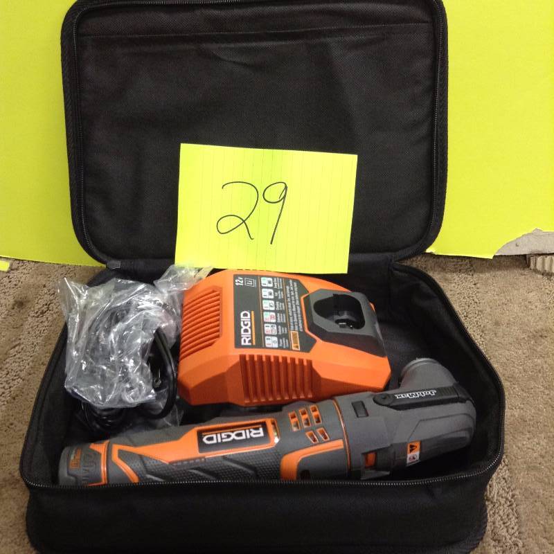 Ridgid JobMax 12V MultiTool with tool free Head in like new condition