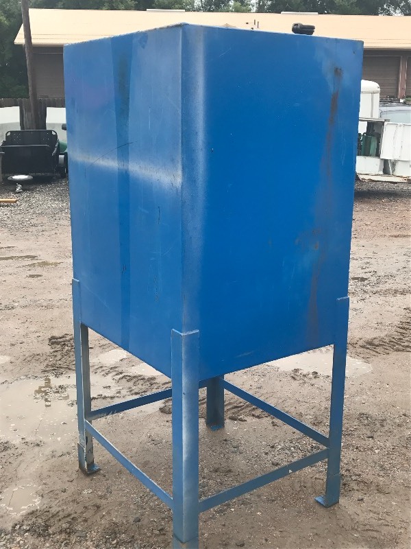 Commercial Oil Tank