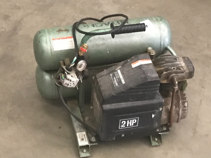 Hitachi Air Compressor