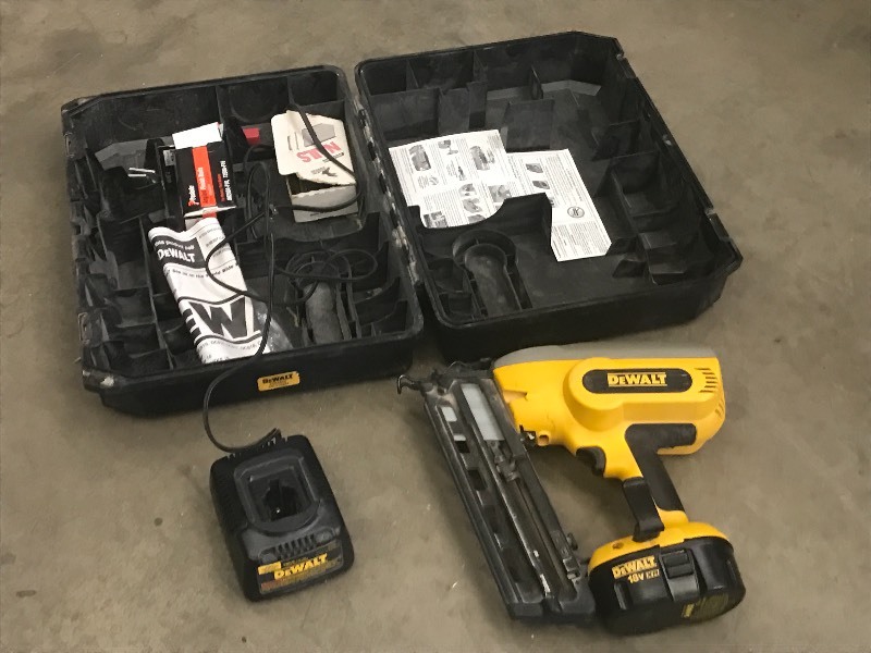 DeWalt Cordless Framing Nailer