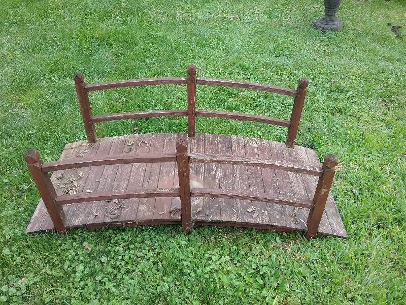 lot 11 image: Wood Garden Bridge, 55x23x22