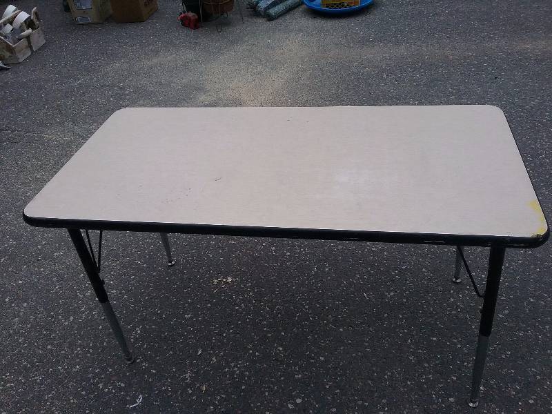 lot 21 image: Table with Metal Legs, 27x48x25