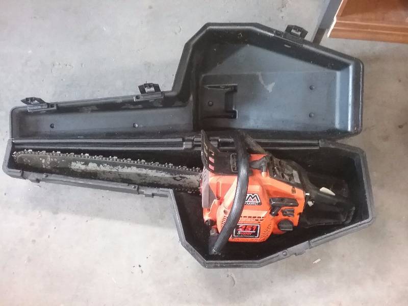 lot 37 image: Olympic 251 Super Chainsaw, Runs great