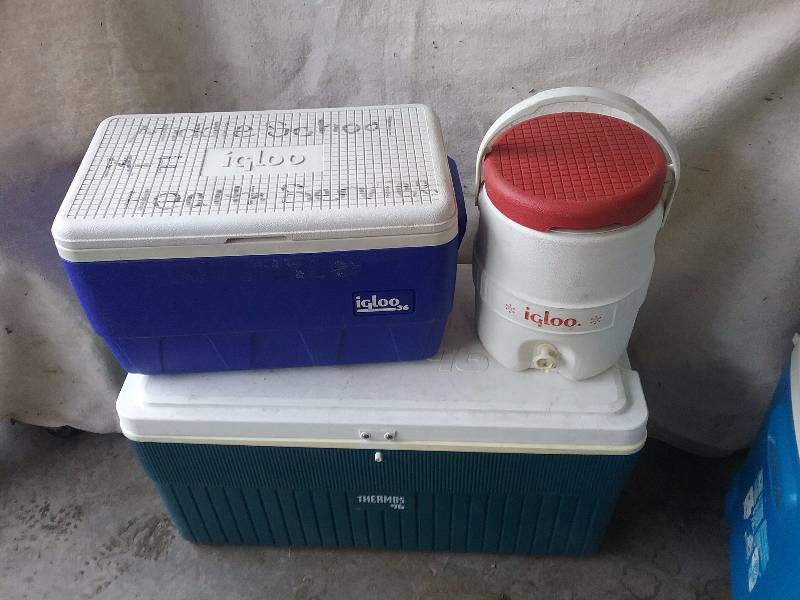 lot 46 image: Lot - Coolers