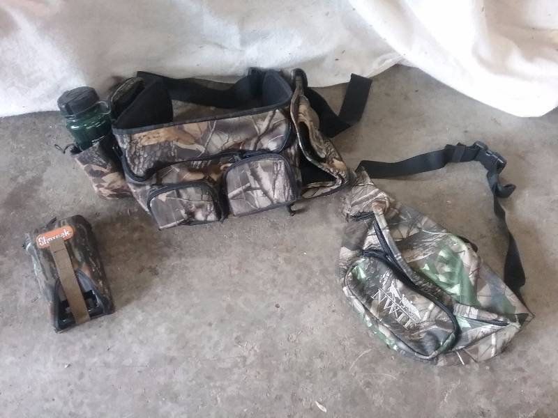 lot 60 image: Lot - Camo Hunting Gear - Shotpack Ammo Holder, NWTF Fanny Pack, Waiste Gear Pack