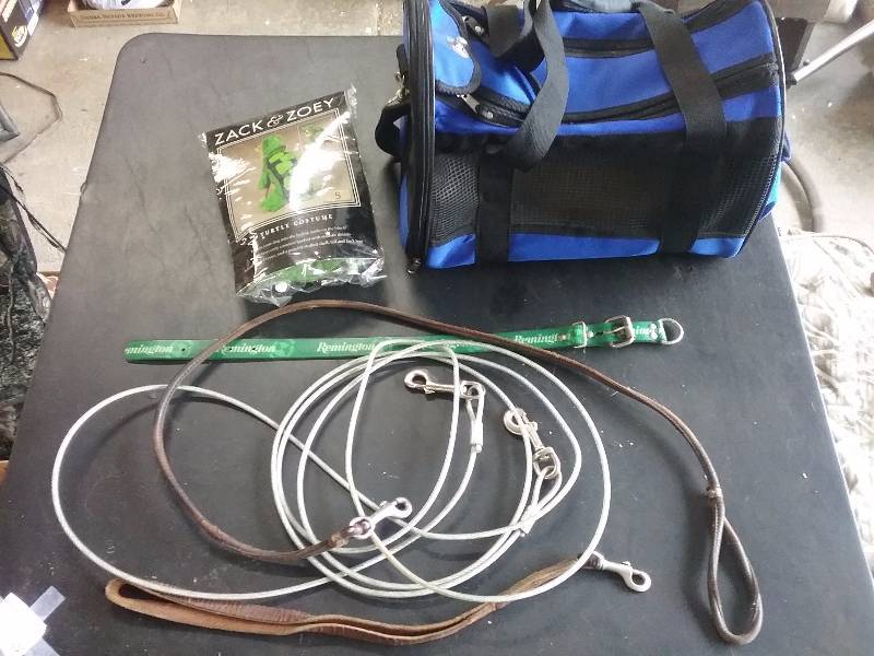 lot 76 image: Lot - Pet Items - Small Dog Travel Bag & Costume, Remington Leash for Large Dog, Etc