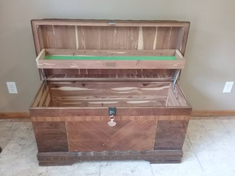 lot 3 image: Cavalier Cedar Trunk with Insert, Lock & Key.  Beautiful Details, 26h x43x19.