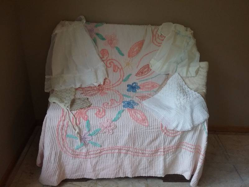 lot 4 image: Lot - Vintage Fancywork - Chenille Bedspread, Baptism Outfits, Handcrafted Hats & Blanket