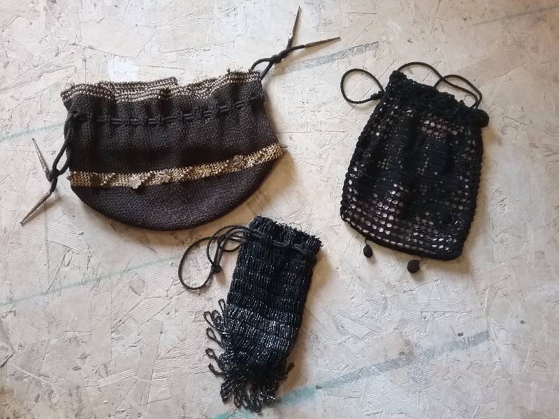 lot 5 image: Lot - Vintage Purses - Beaded, etc