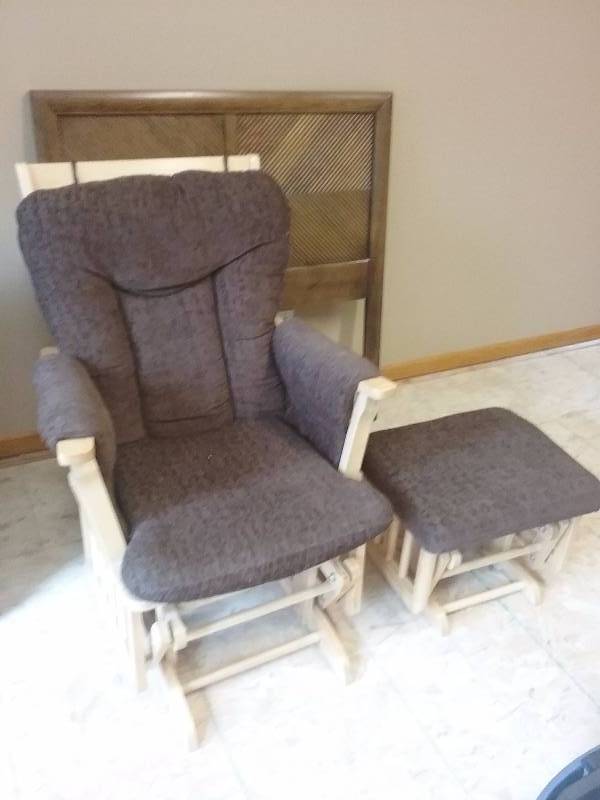 lot 124 image: Lot - RockerGlider with Ottoman & Dixie Twin Headboard