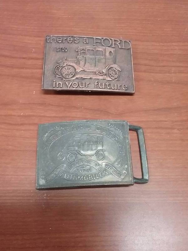 lot 162 image: Lot - Belt Buckles - Ford