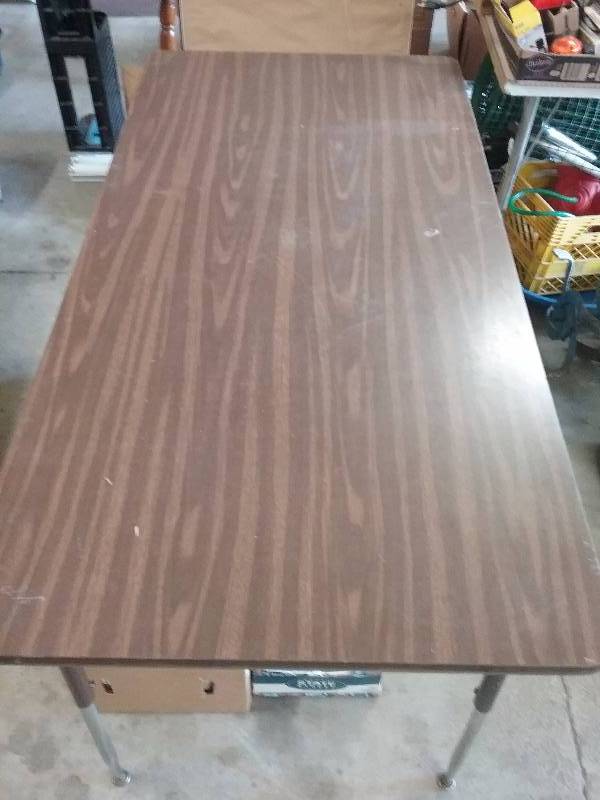 lot 180 image: 5FT Table with Adjustable Legs