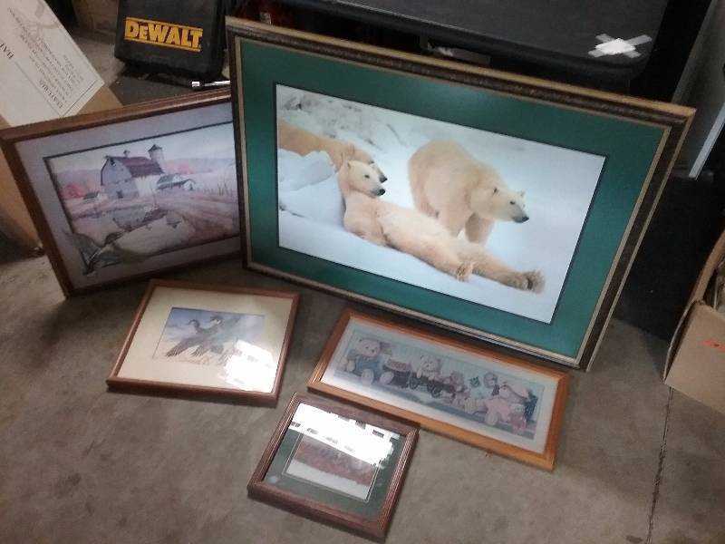 lot 187 image: Lot - Misc Framed Prints, Polar Bear, Teddy Bears, Etc