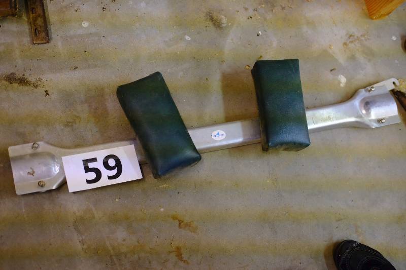 lot 59 image: Grumman Canoe Yoke