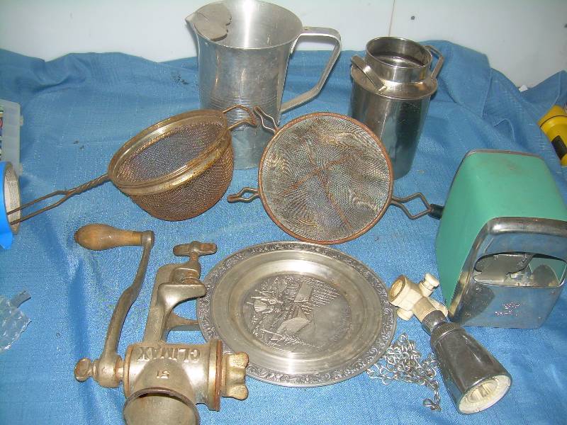 VINTAGE METALWARE