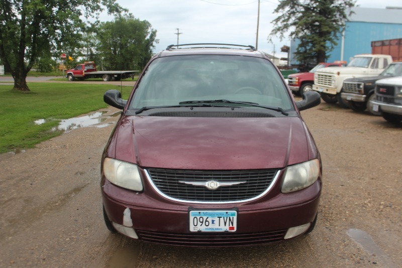 2001 Chrysler Town & Country LXI