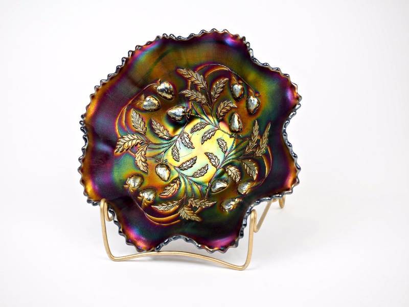 lot 1 image: Northwood Strawberry Bowl, Amethyst, Electric