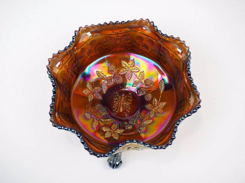 lot 5 image: Fenton Butterfly and Berry Master Berry Bowl,