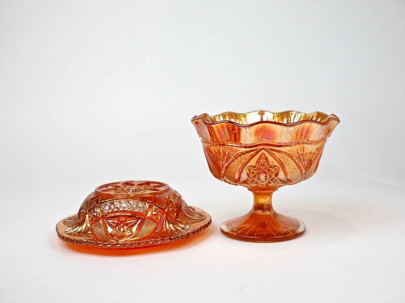 lot 20 image: Brockwitz Marigold Curved Star Footed Compote and Butter Dish Base