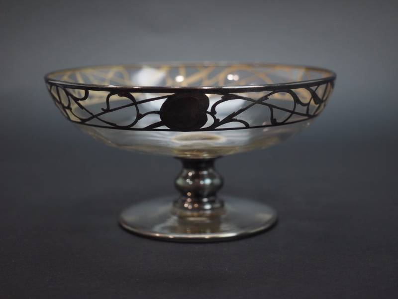 lot 44 image: Victorian Silver Overlay Footed Compote w Wide Optic Panels