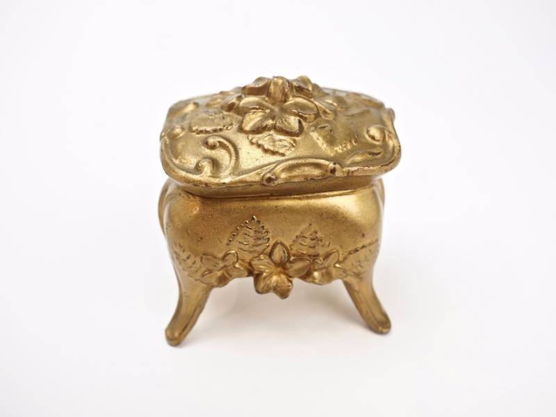 lot 63 image: Art Nouveau Petite Trinket & Jewelry Box