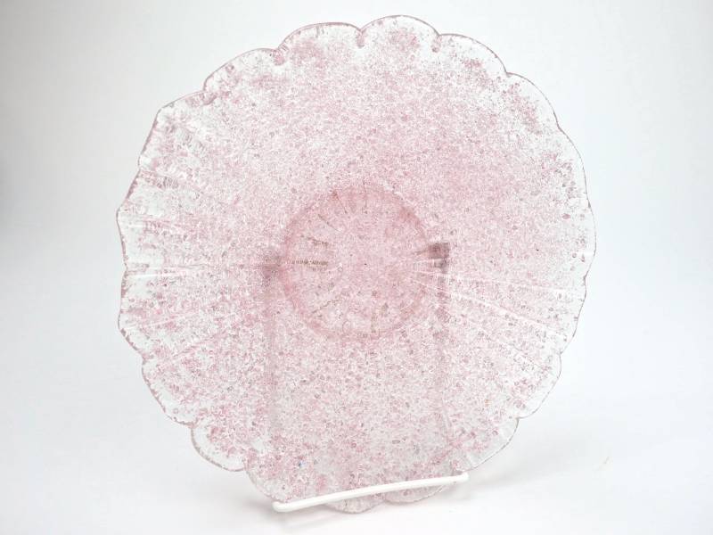 lot 123 image: Blown Clear Glass Plate with Pink Frit