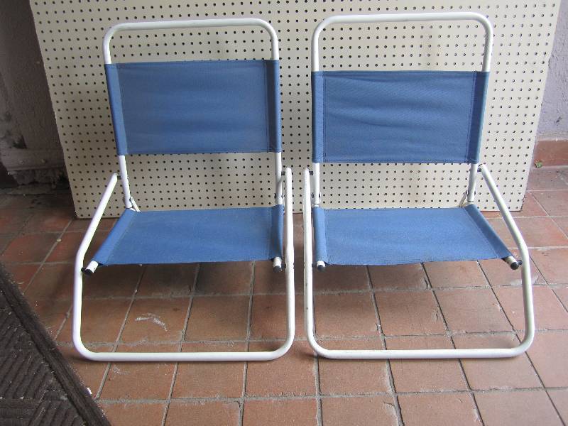lot 65 image: Pair of Folding Beach Chairs...
