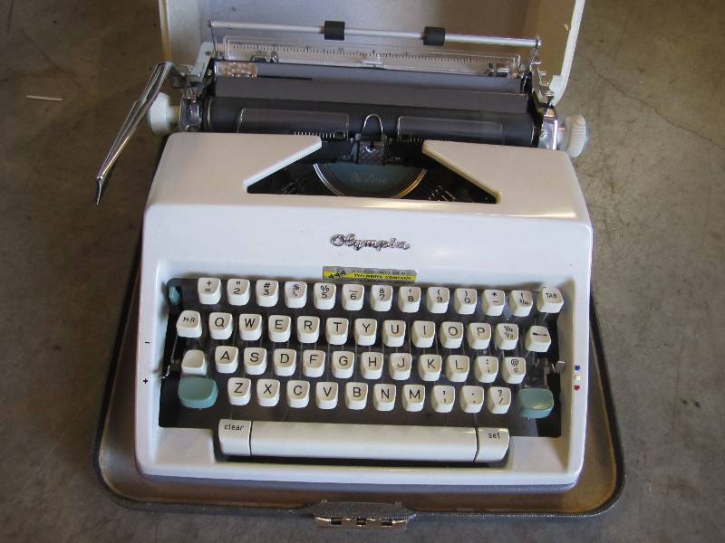 lot 132 image: Vintage Olympia SM9 Typewriter with...
