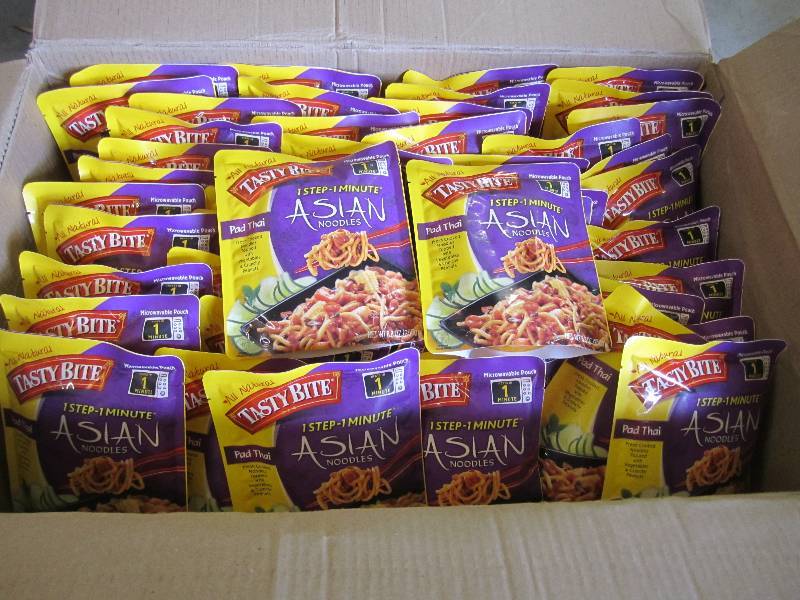 lot 160 image: Case of 48 Tasty Bite 1 Step-1 Minu...