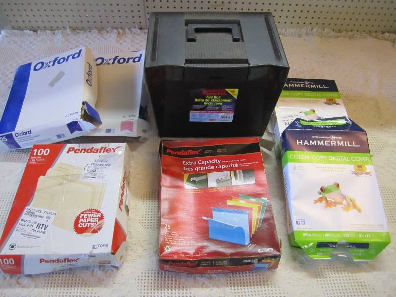 lot 213 image: Lot of 100 File Folders, 25 Hanging...