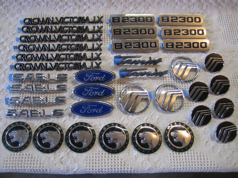 lot 223 image: Lot of misc Automotive Emblems and ...