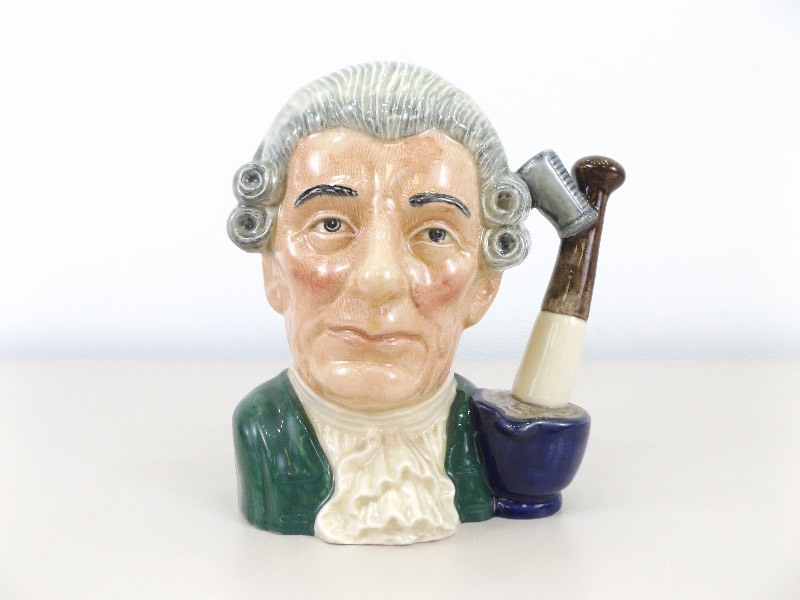 lot 16 image: MINT Vintage 1962 Royal Doulton Toby Mug Williamsburg Apothecary