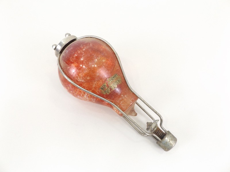 lot 7 image: Antique Red Comet Fire Extinguisher 