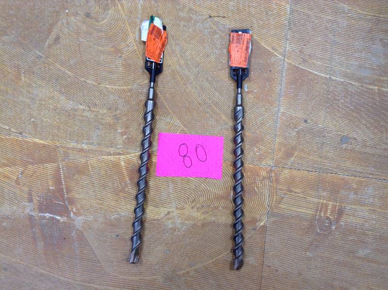 Lot of 2 Bosch bull dogs xtreme 1 in x 16 in x  18 in carbide sds-plumm hammer bits not used