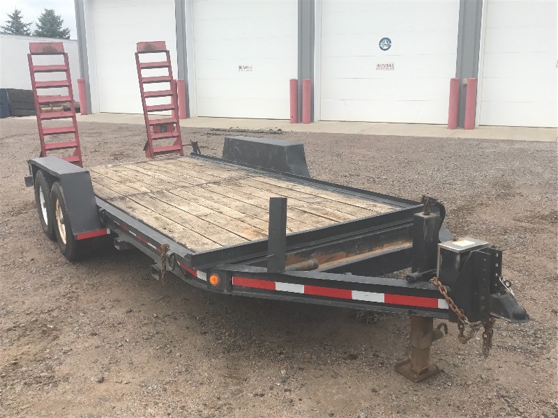 2001 Towmaster Equipment Trailer