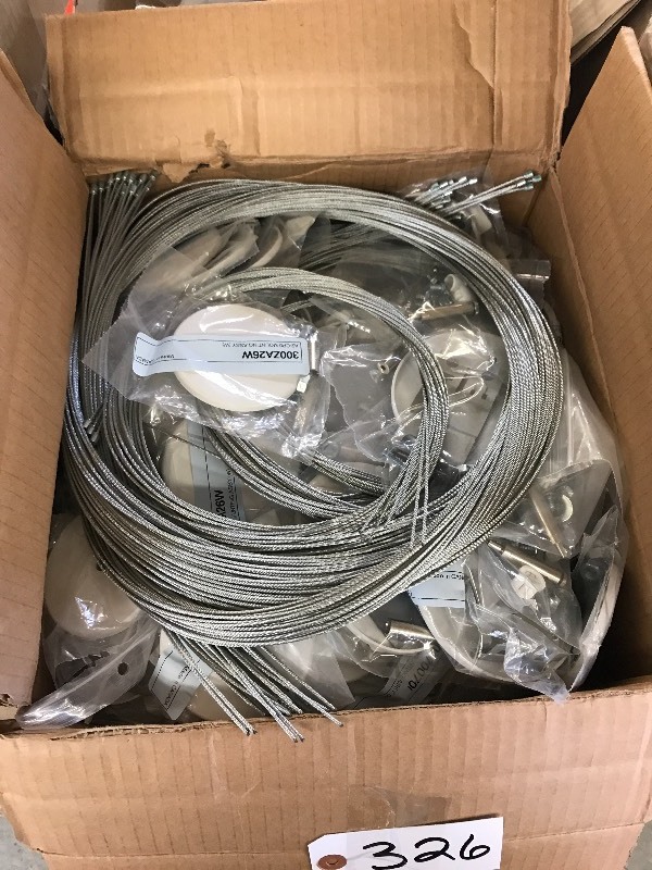 LOT OF LIGHT MOUNTING ASSEMBLIES