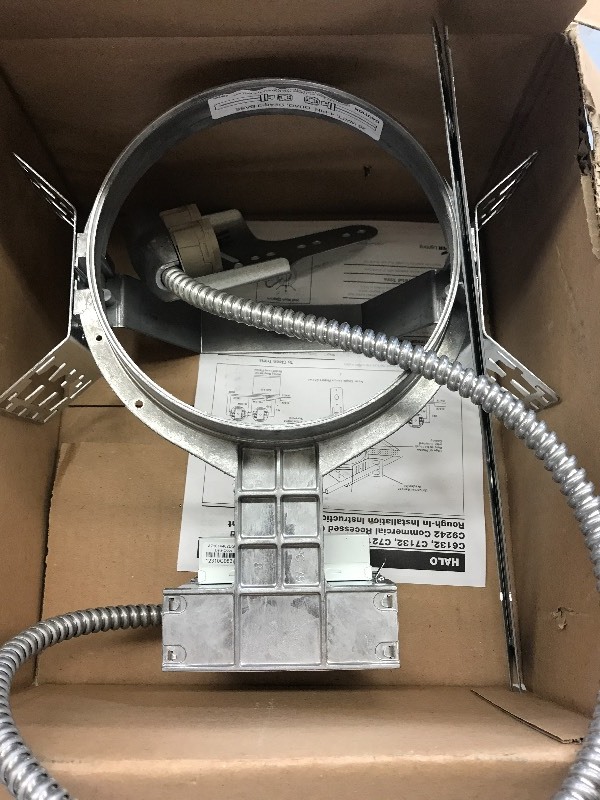 RECESSED LIGHTING FIXTURES