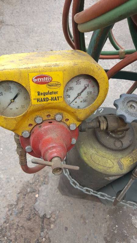 Torch set with cart, oxygen and acetylene, Victor and Smith gauges Victor torch