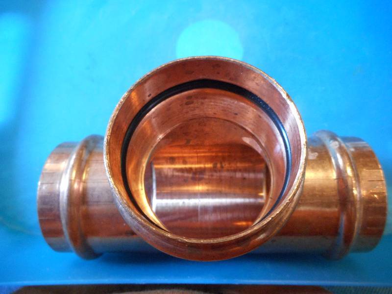 lot 232 image: Viega Pro Press UPC NSF-61 NDJ82 2 Copper Tee