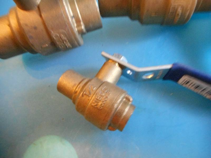 lot 245 image: Nibco Brass Sweat Ball  1 & 12 Valve Lot of 3