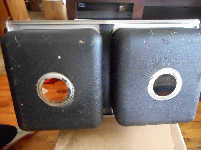 lot 278 image: Elkay Sink Double Sink Stainless Steel