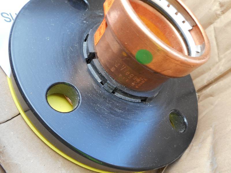 lot 32 image: Viega Pro Press Flange x P